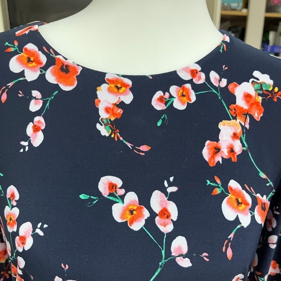 Lauren Ralph Lauren Navy and Floral Dress - Picture 3 of 5